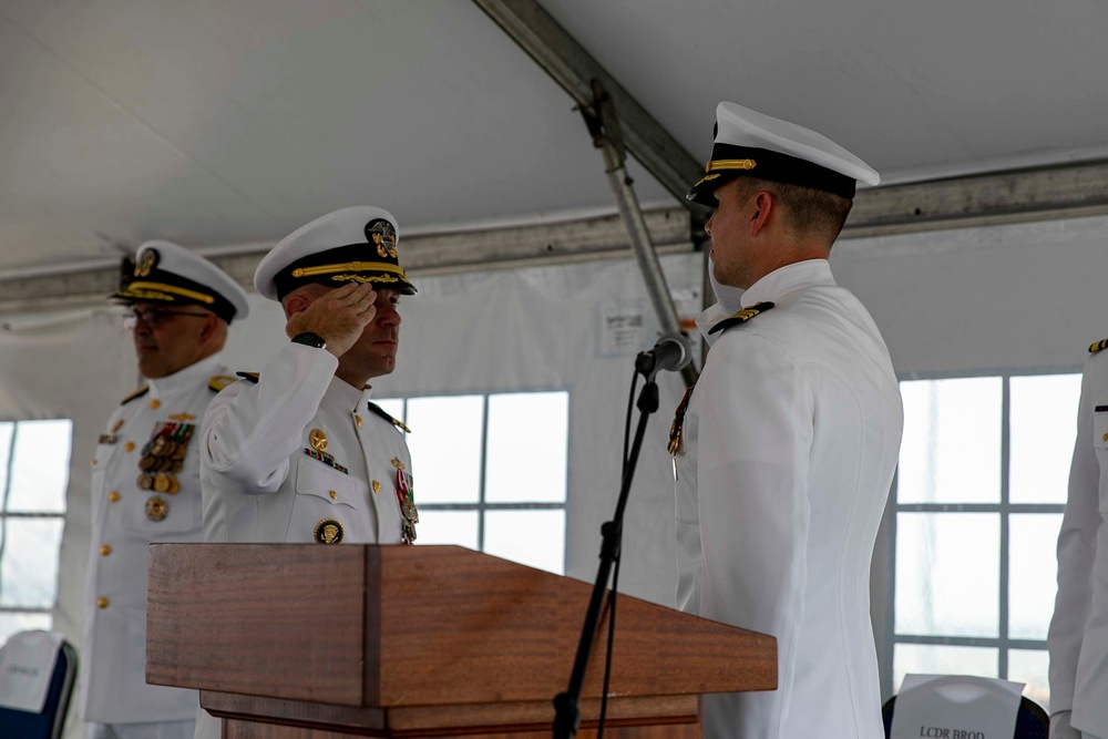 USS Truxtun Changes Command