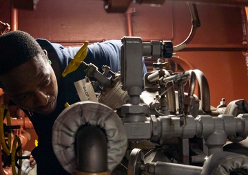 Makin Island Inspects Main Space Equipment