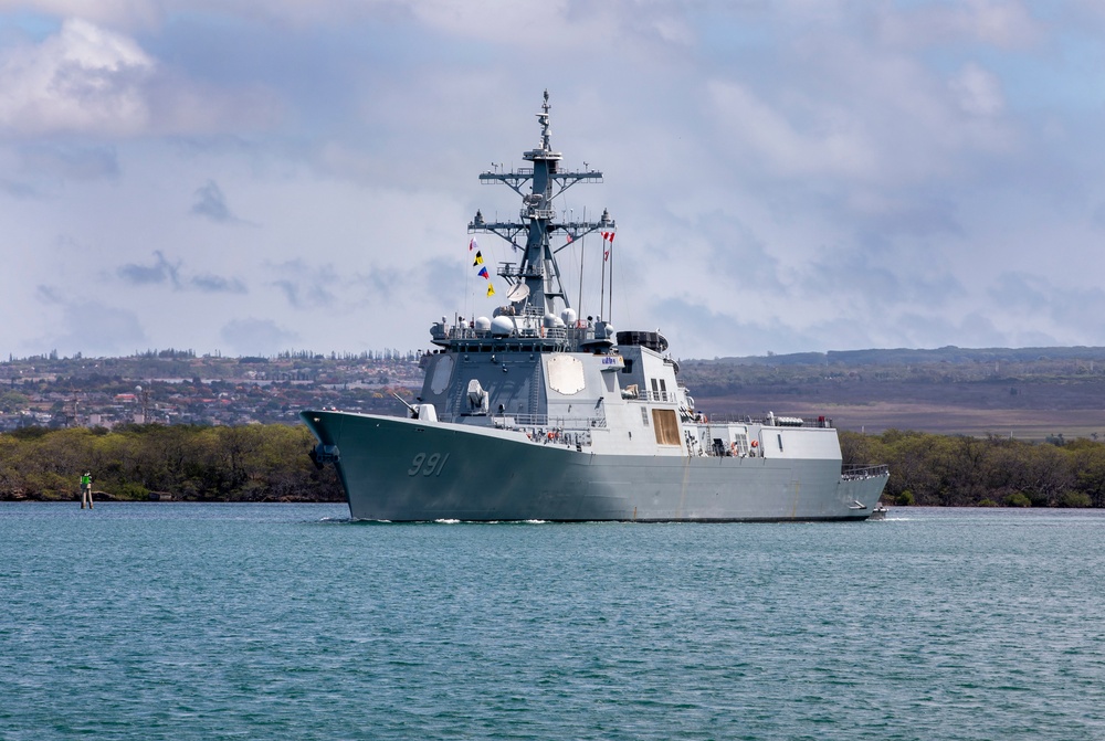 ROKS Sejong The Great departs for RIMPAC 22