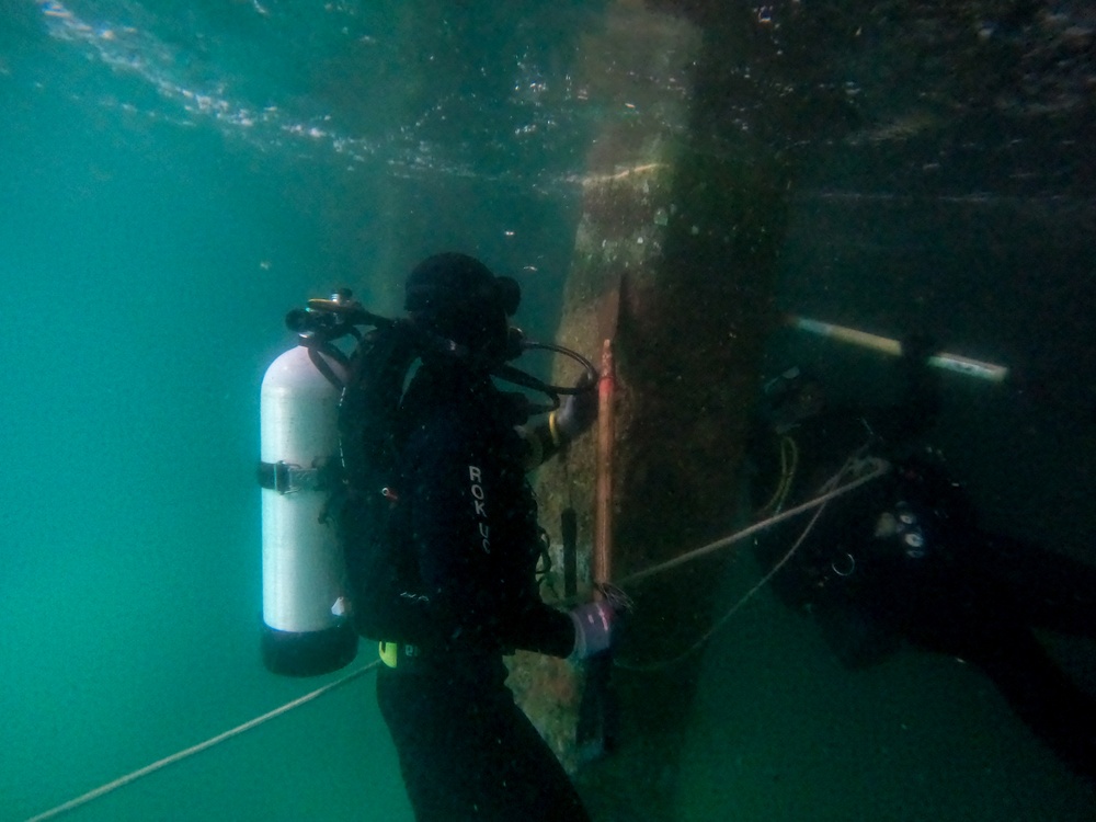 7th Engineer Dive Detachment Training