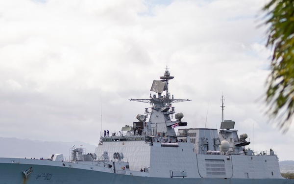 INS Satpura (F 48) departs Pearl Harbor for RIMPAC 2022