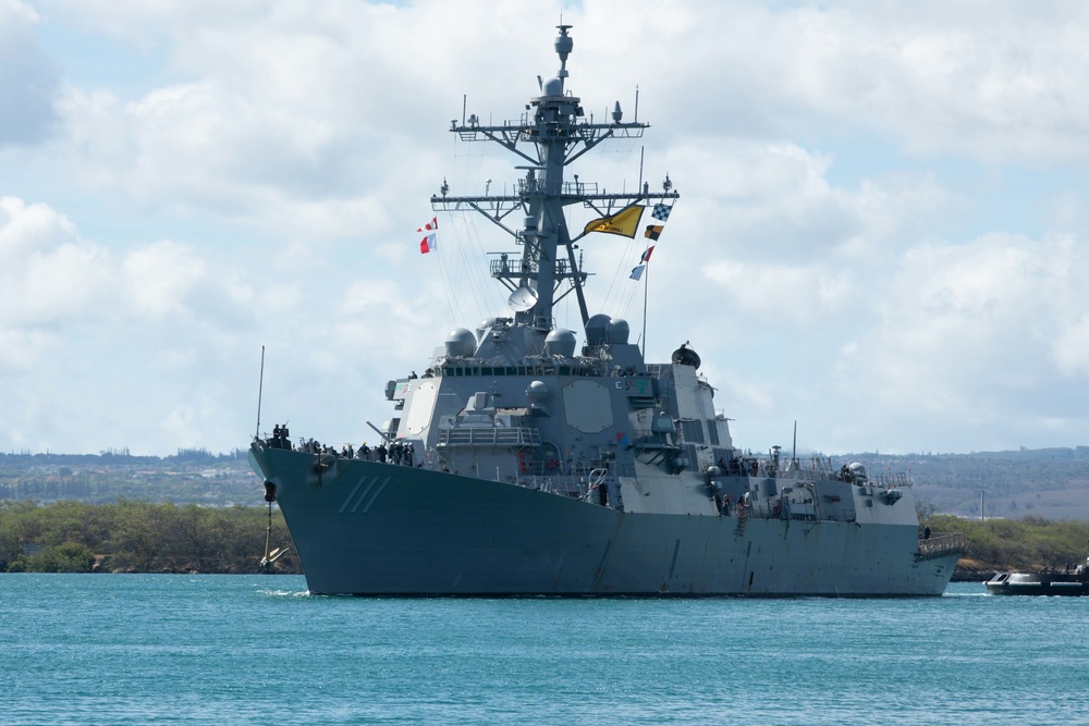 USS Spruance Departs Pearl Harbor