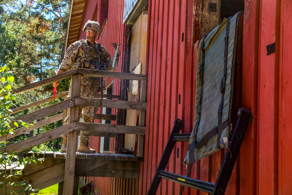 Breach training during CODEL visit in Finland