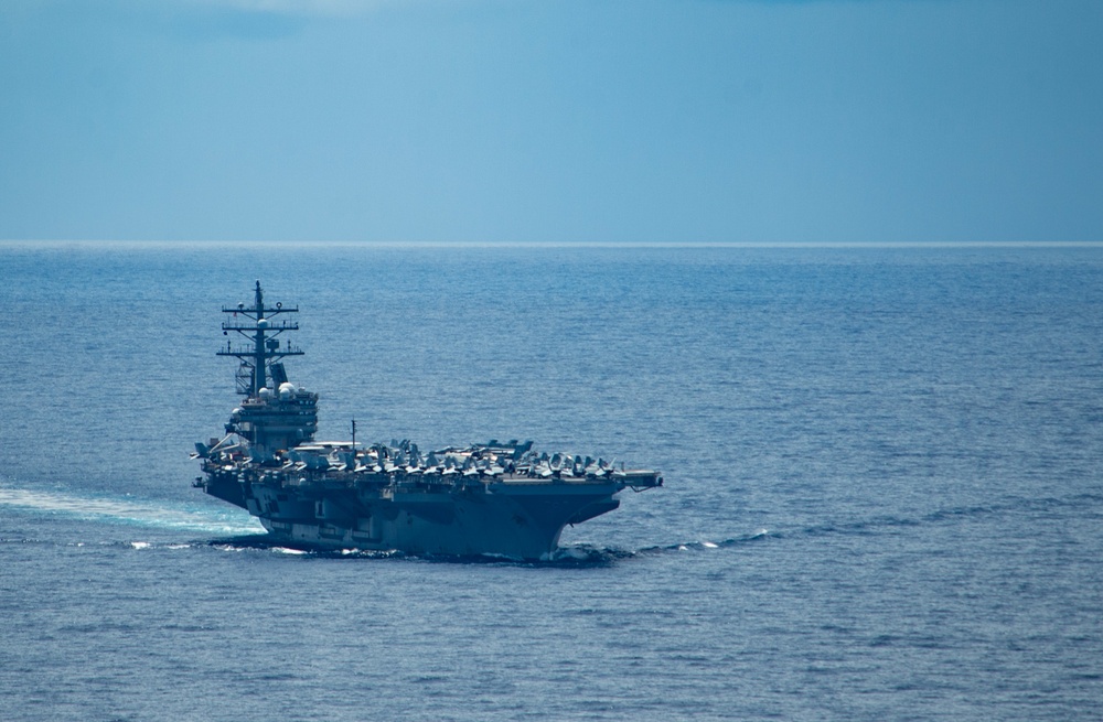 USS Ronald Reagan (CVN-76) transits the Balabec Strait