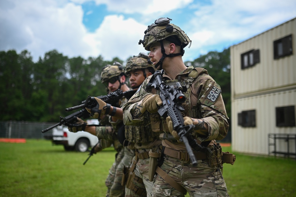 4th Combat Camera Squadron Conducts CQB Training