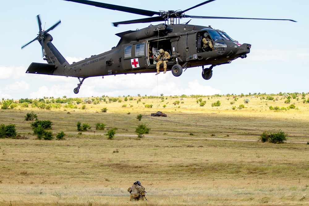 1st Air Cavalry Brigade Conducts Personnel Recovery Training with British Royal Air Force in Romania