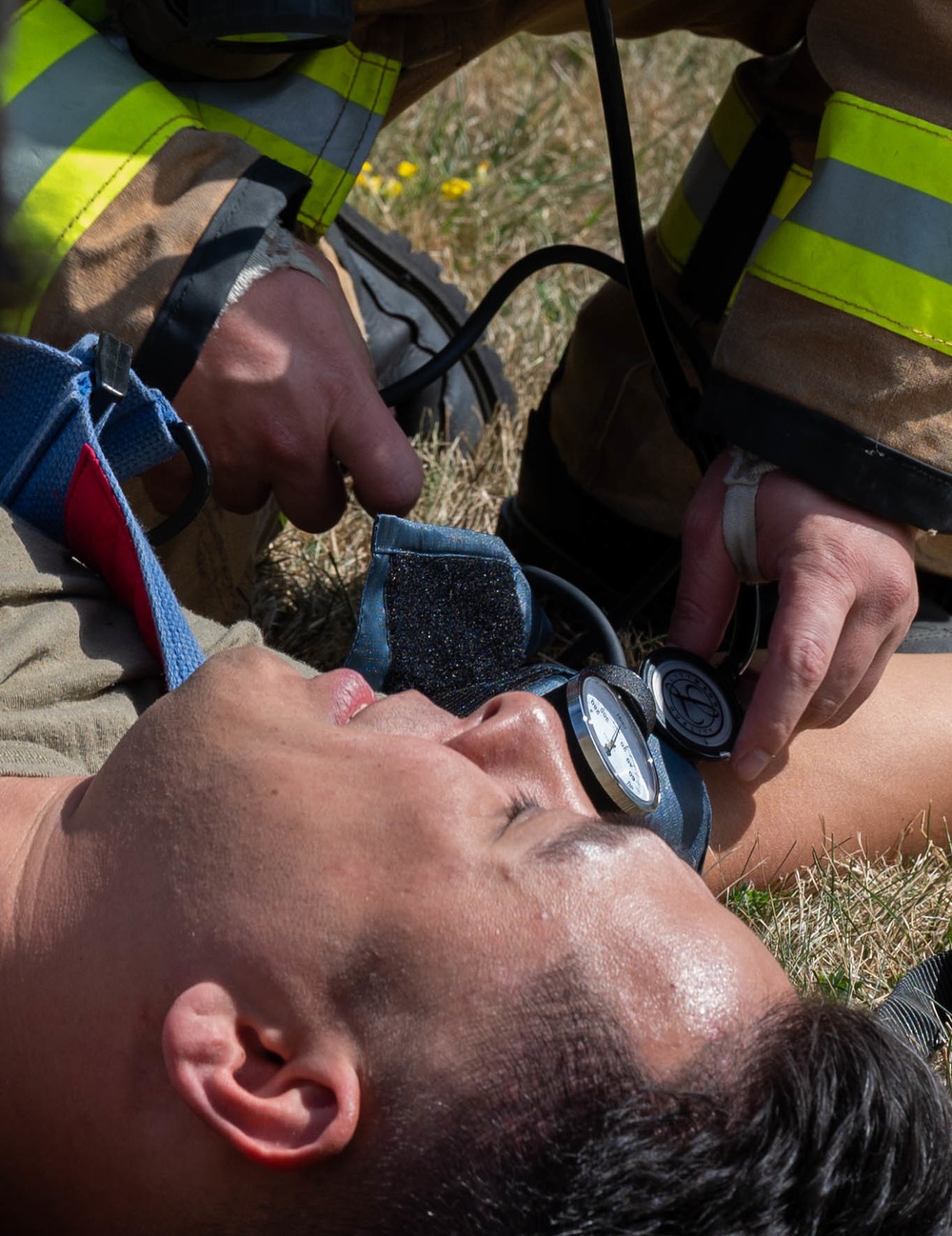 The 914th Fire Emergency Services conducts joint Confined Space Rescue Training