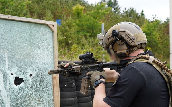 Green Berets with 1st Special Forces Group (Airborne) hone their combat, lifesaving skills