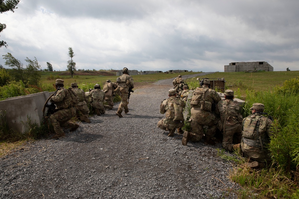 National Guard Infantry Conduct Live Fire Exercise at XCTC