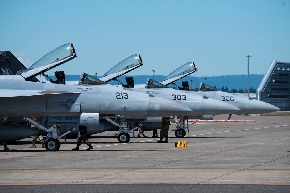 142nd Wing hosts Navy's Golden Dragons for DACT
