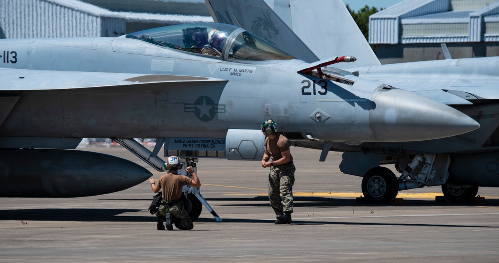 142nd Wing hosts Navy's Golden Dragons for DACT
