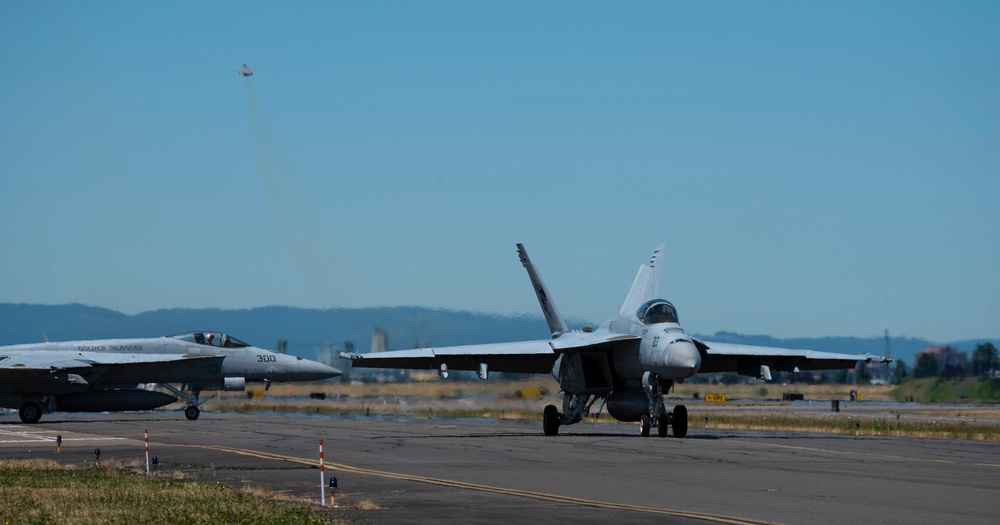 142nd Wing hosts Navy's Golden Dragons for DACT
