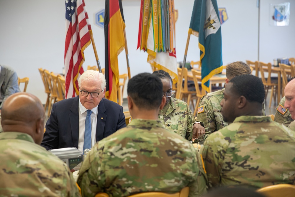 German Federal President Frank-Walter Steinmeier and  U.S. Ambassador to Germany Amy Gutmann visit 7th Army Training Command.