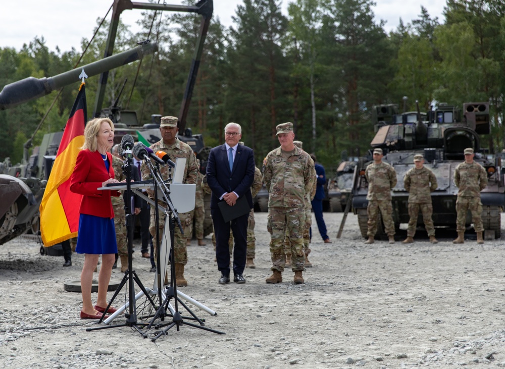 German President visits 7th Army Training Command alongside U.S. Ambassador to Germany