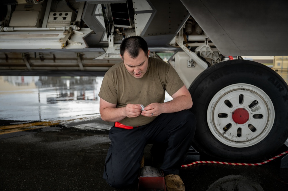 3rd Wing hosts quarterly load competition