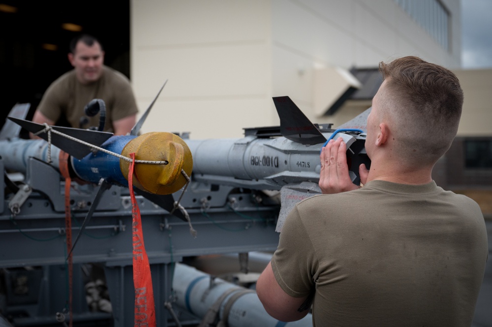 3rd Wing hosts quarterly load competition