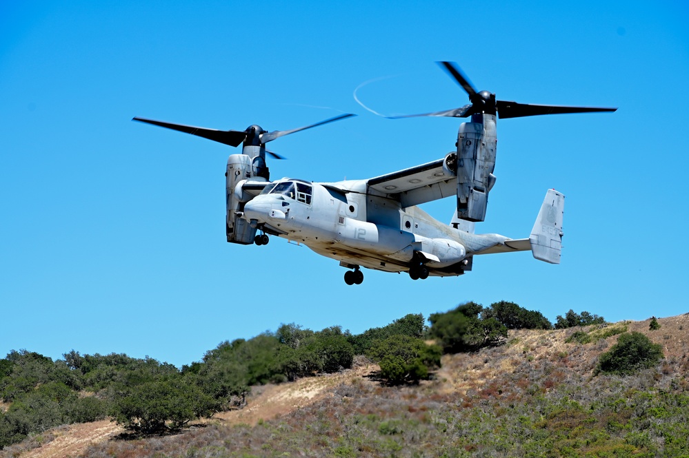 30th CES integrates with Navy Seabees, Marine Engineers