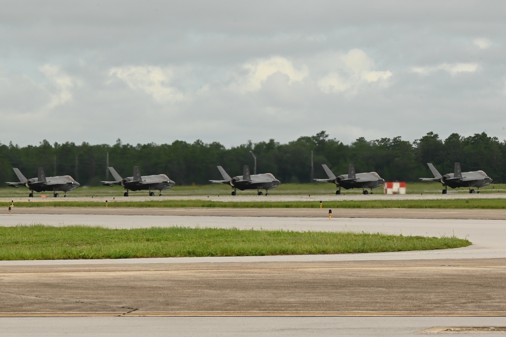 60th Fighter Squadron leaves for Burlington Air National Guard Base, Vermont