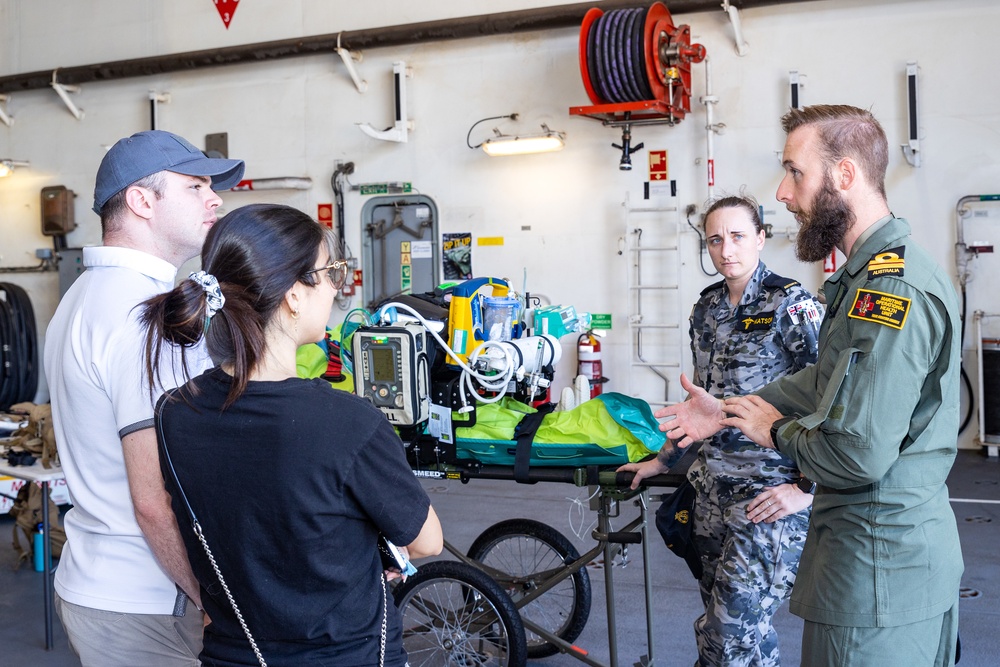 HMAS Canberra open day RIMPAC 22