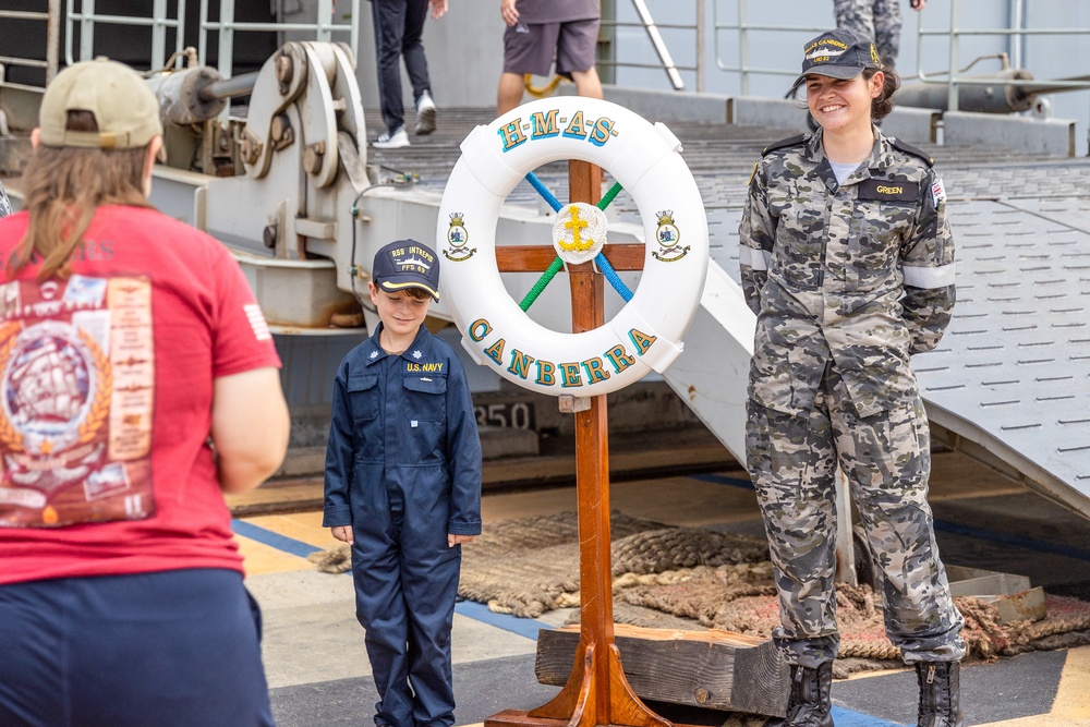 HMAS Canberra open day RIMPAC 22