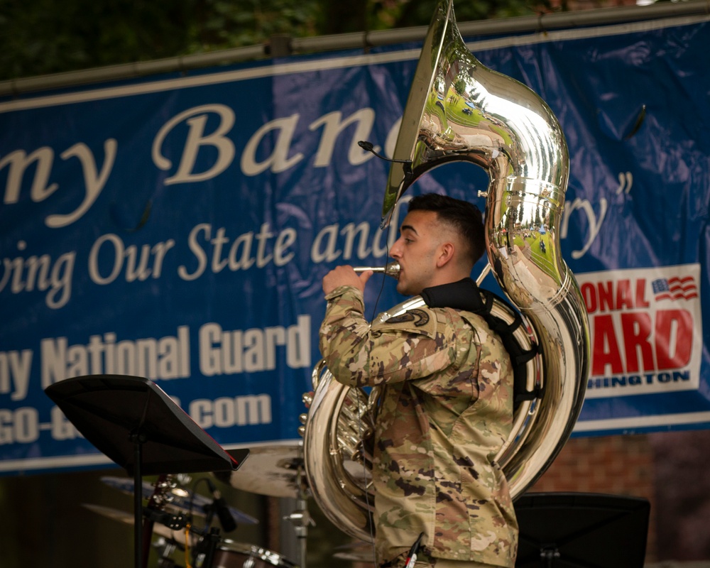 133rd Army Band tunes up at Lacey In Tune