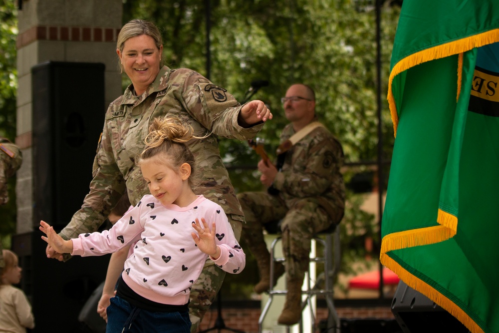 133rd Army Band tunes up at Lacey In Tune