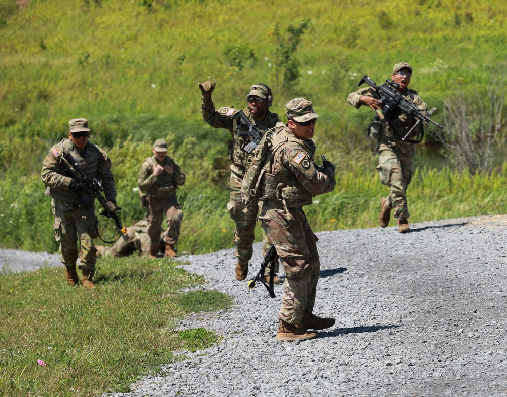 Bravo Co. 2-113th Infantry Battalion Conducts Live-Fire at XCTC