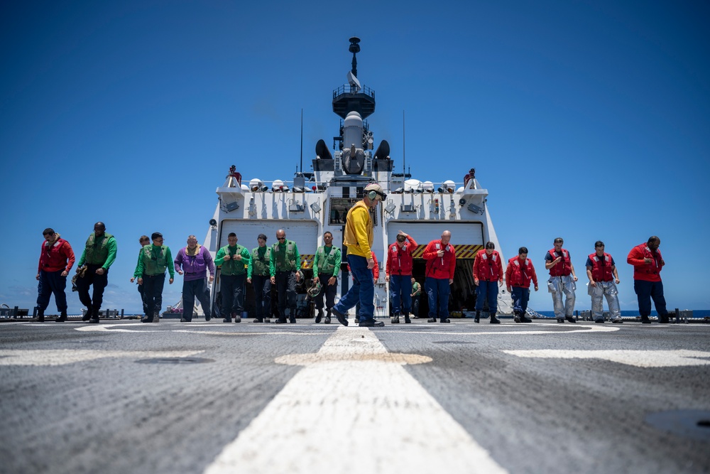 U.S. Coast Guard Cutter Midgett and U.S. Navy conduct flight operations during RIMPAC 2022