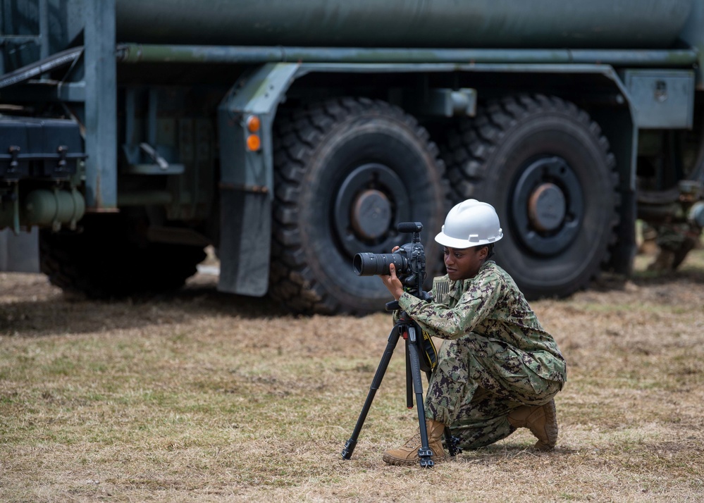 MCSN Miranda Owens Captures Video of a Joint Construction Exercise during RIMPAC 2022