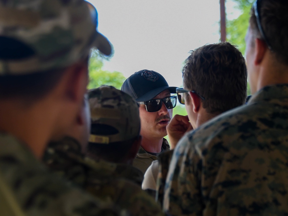 Multinational EOD Forces Conduct Live Explosive Training at RIMPAC 2022