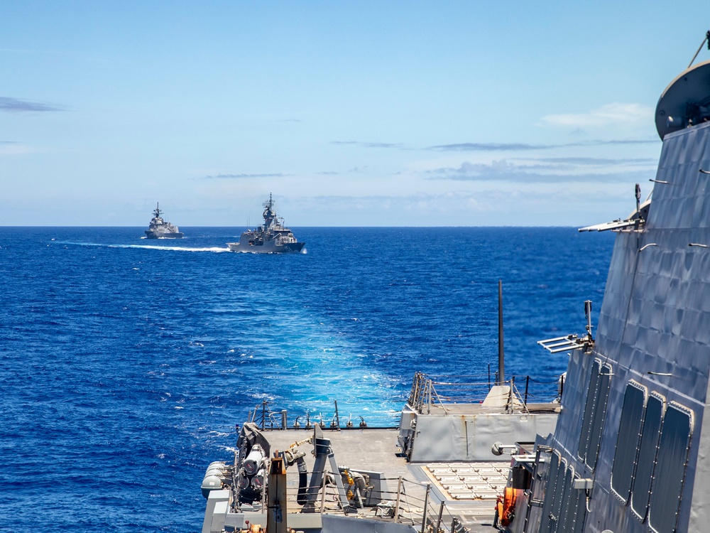 DVIDS - Images - USS Dewey (DDG 105) Conducts Gunnery Exercise with ...