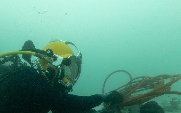 NAVSAFECOM Ensures Safe Diving Fleetwide