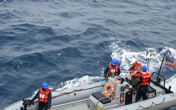 USS Gonzalez (DDG 66) at-sea Operations