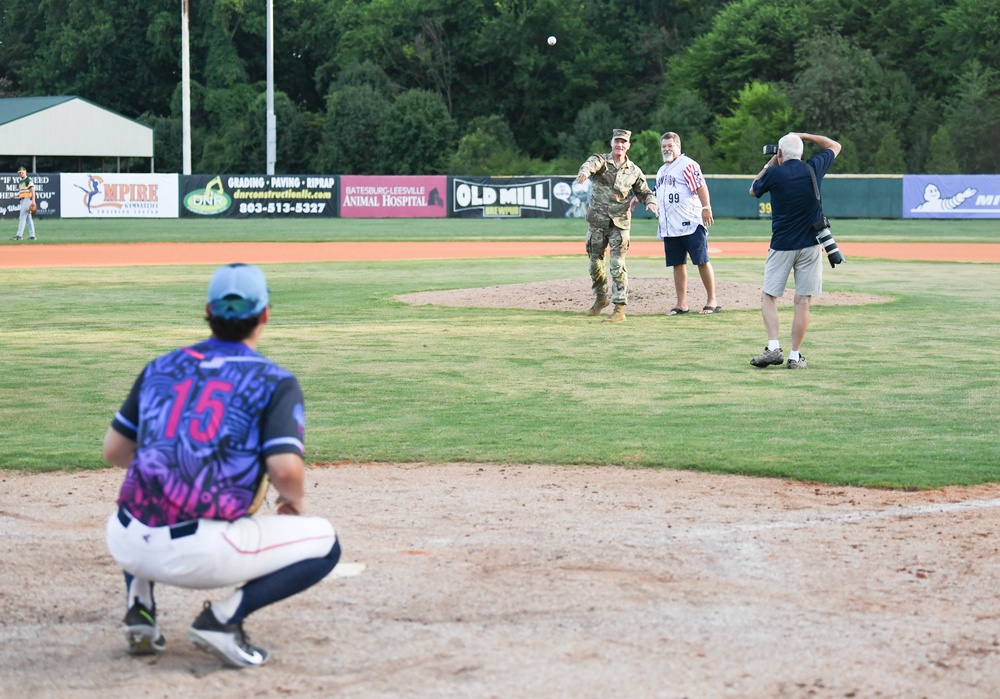 Fort Jackson trainees, veterans honored by Lexington Blowfish