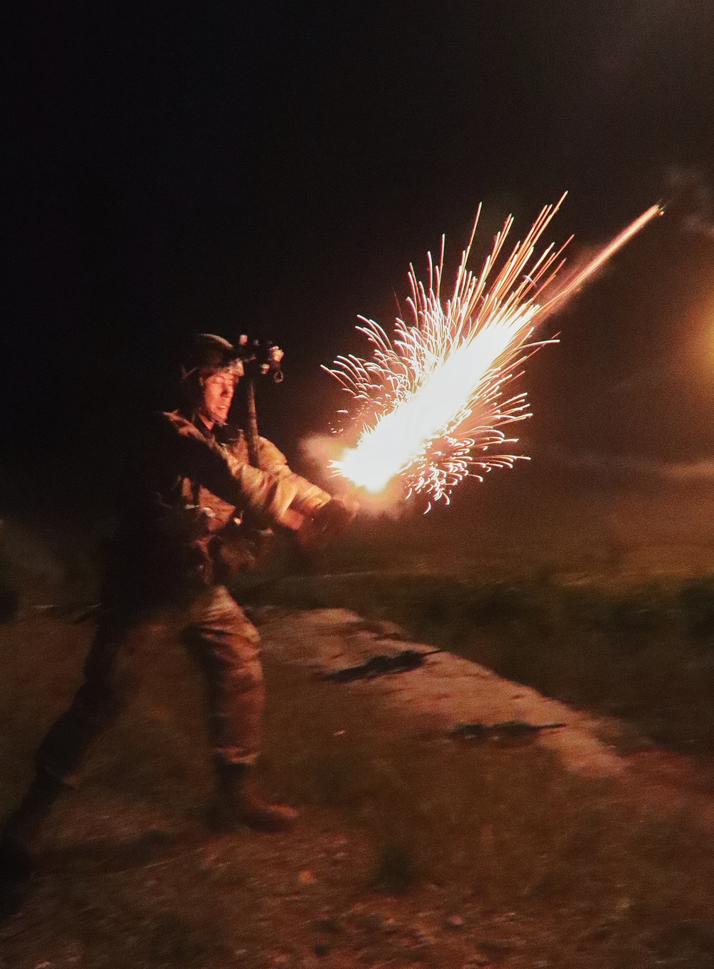 69th Infantry Soldiers conduct night fire at Fort Drum