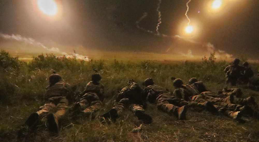 69th Infantry Soldiers conduct night fire at Fort Drum
