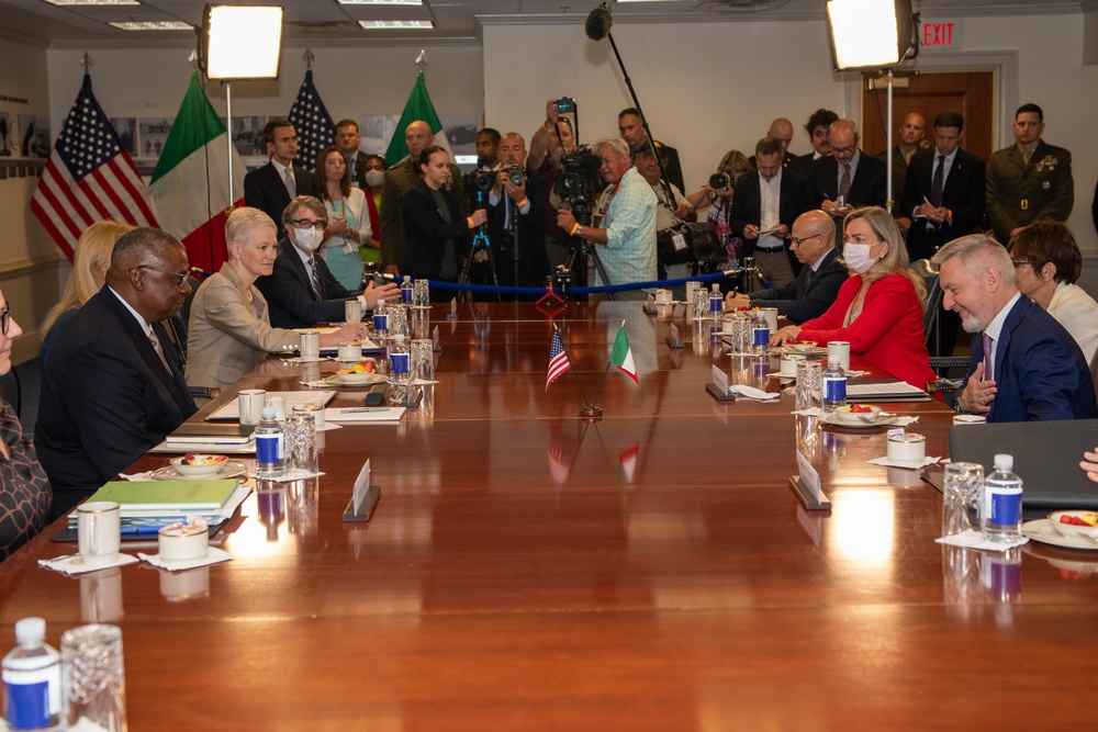 Secretary of Defense Lloyd J. Austin III and Italian Minister of Defense Lorenzo Guerini engage in a bilateral exchange