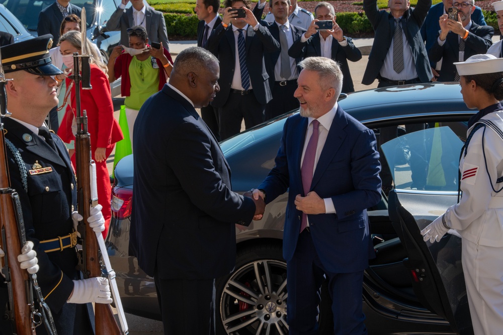 Secretary of Defense Lloyd J. Austin III and Italian Minister of Defense Lorenzo Guerini engage in a bilateral exchange