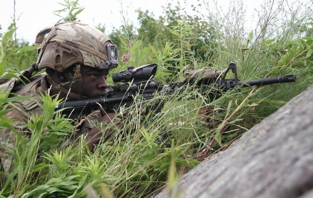 69th Infantry Regiment Soldiers conduct live fire at Fort Drum