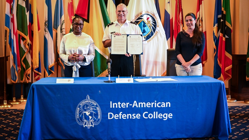 IADC – Guyana University Agreement Signing