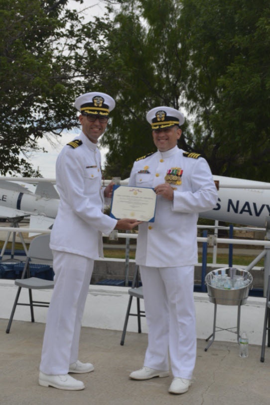 Naval Surface Warfare Center, Port Hueneme Division’s White Sands Detachment Undergoes Change of Charge; New Officer Brings Broad Test and Evaluation Background