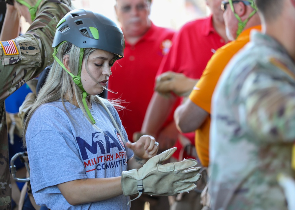 Christian County Tours The Sabalauski Air Assault School