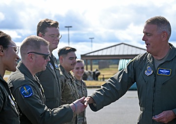 AMC leadership sees firsthand America’s Airlift Wing capes
