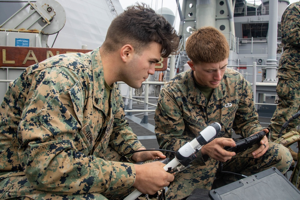 DVIDS - Images - 13th MEU Marines conduct DATF aboard USS Makin Island ...