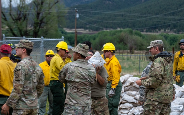 NMNG helps New Mexican communities brace for flooding