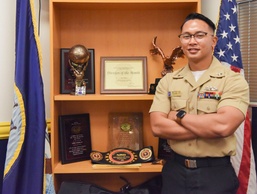 Golden Gate Navy Recruiter Gives Back