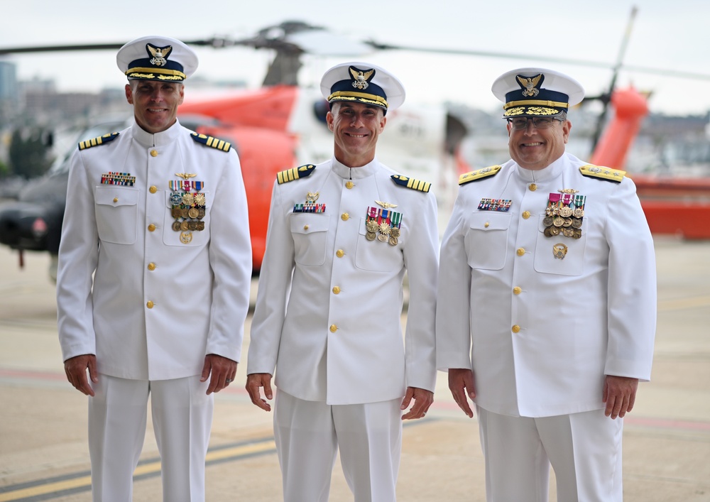 Coast Guard welcomes new Sector San Diego commanding officer in San Diego