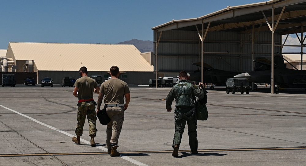 1st Fighter Wing Maintainers ensures F-22 readiness at RF 22-3