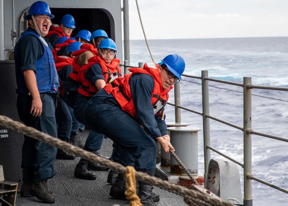 USS Leyte Gulf (CG 55) replenishment-at-sea.
