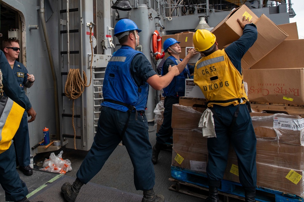 USS Leyte Gulf (CG 55) replenishment-at-sea.